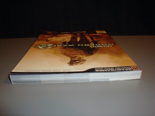 Call of Duty Modern Warfare 2 Strategy Guide Trade Paperback Bradygames - Picture 5 of 8
