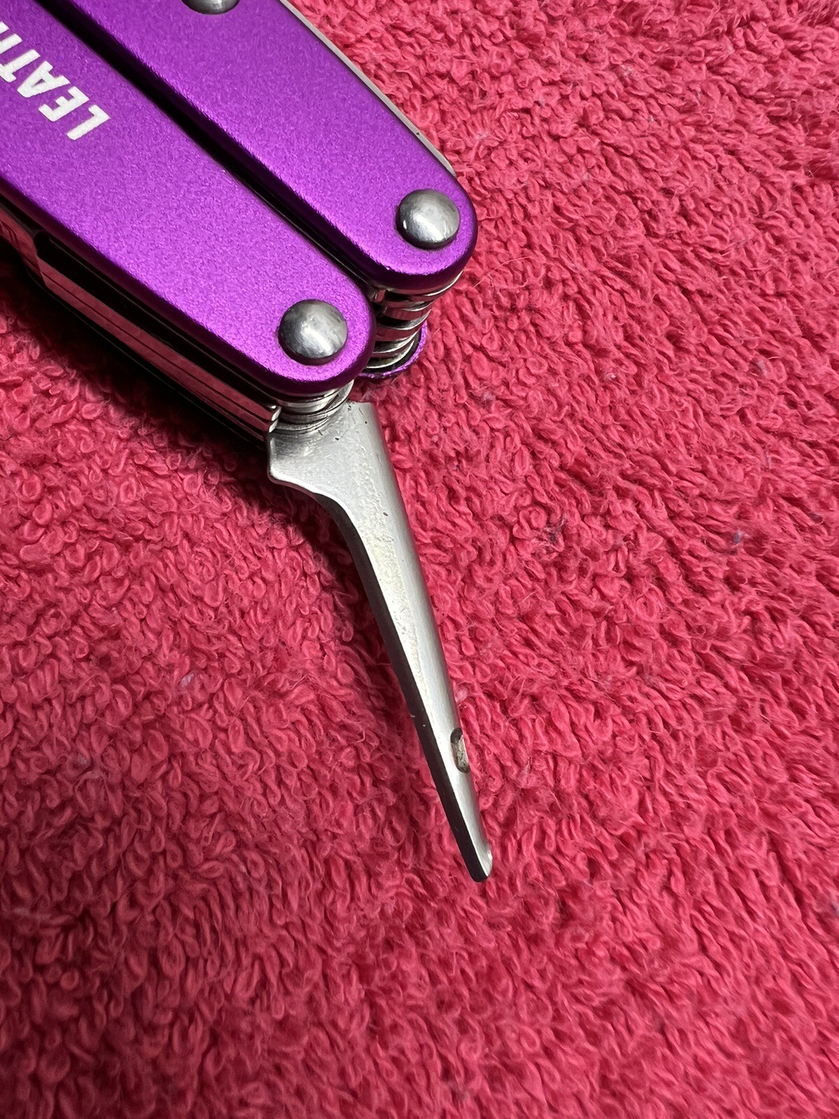 Leatherman Juice XE6 Thunder Purple multitool With Sheath Excellent eBay