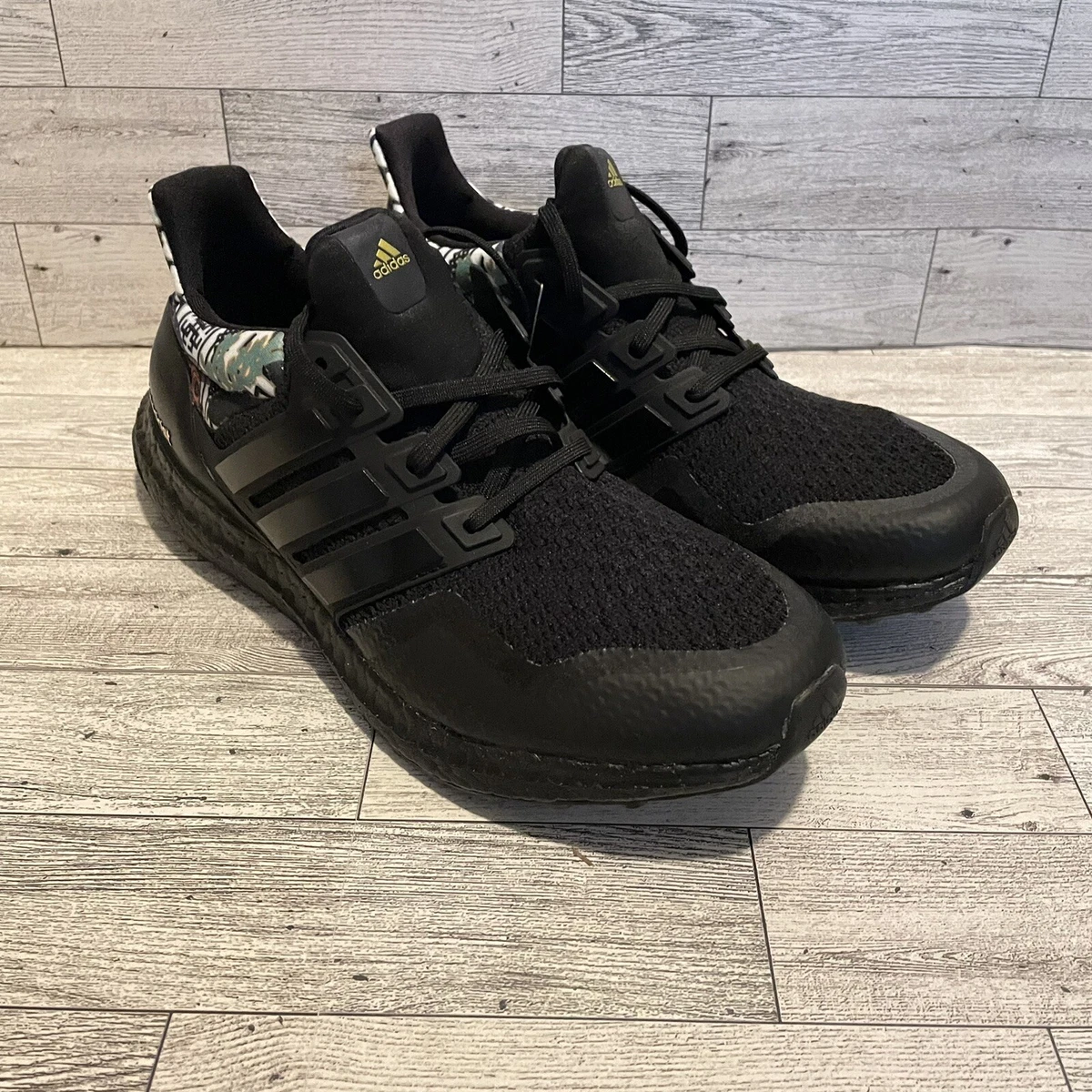 adidas gazelle silver green womens Adidas UltraBoost DNA J Sport x Disney Goofy Pack Black