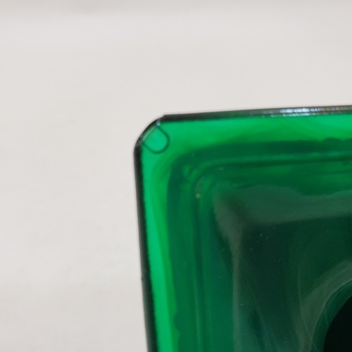 McKee SUMMIT Malachite Green Slag Glass Cat On A Hamper Basket Covered Dish - Picture 9 of 12