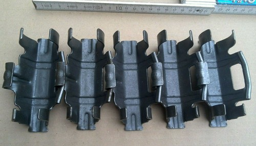 Gurtkrallen Gurtglieder Zerfallgurt 30mm x155B für MK NR-30 UDSSR Sowjet Armee - Picture 4 of 5