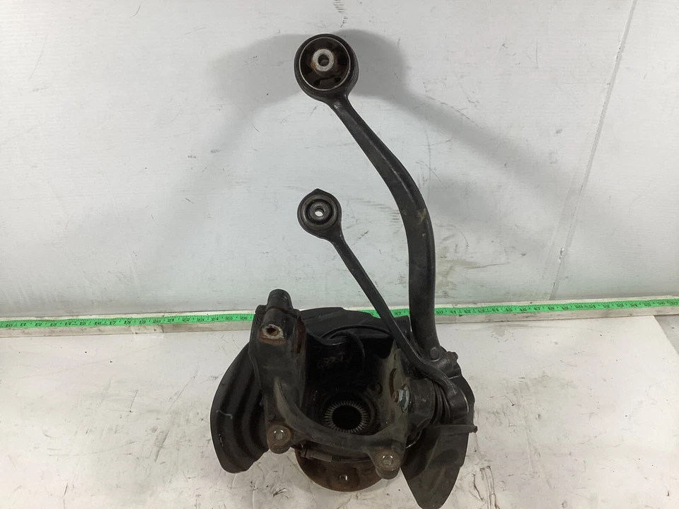 BMW X3 F25 2011-2017 buje de nudillo husillo delantero izquierdo con brazos de control 6787679 OEM. Foto 2 de 4