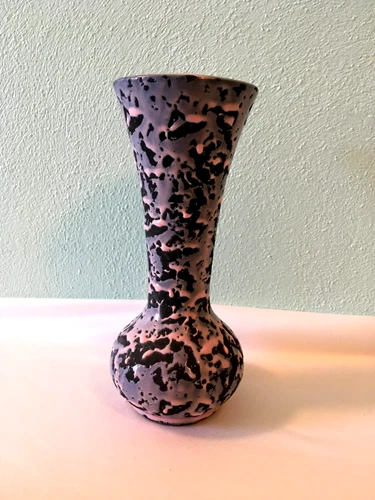 VINTAGE MCM MCCOY PINK, BLACK BROCADE SPATTER 7 1/2" VASE
