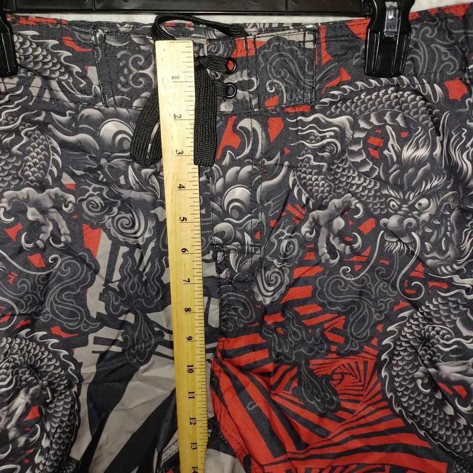 Bañador corto de surf azul líquido para hombre talla 36 rojo negro dragón chino (DP) Foto 4 de 4