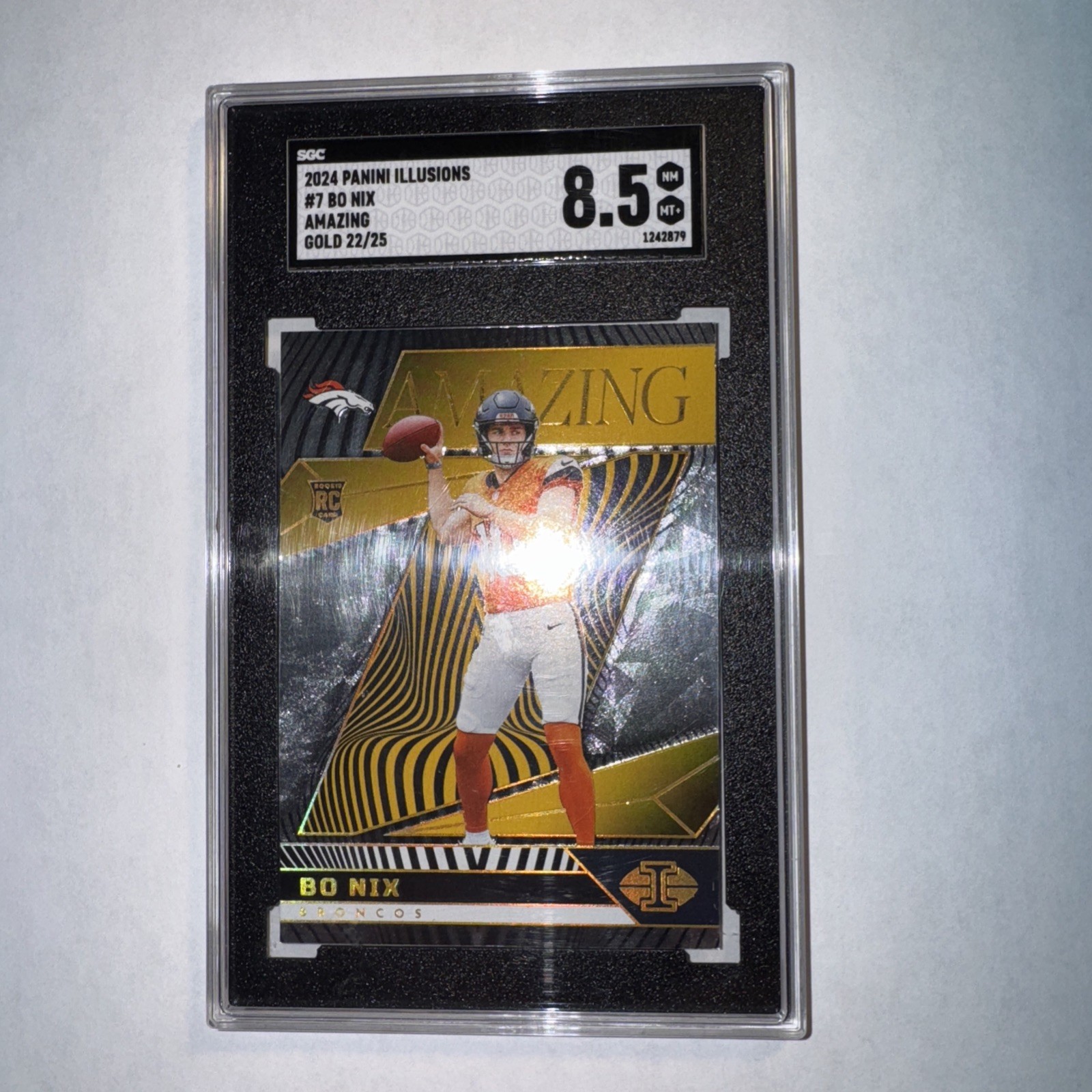 Bo Nix 2024 Panini Illusions #7 Amazing Gold Rookie RC 22/25 Denver Broncos