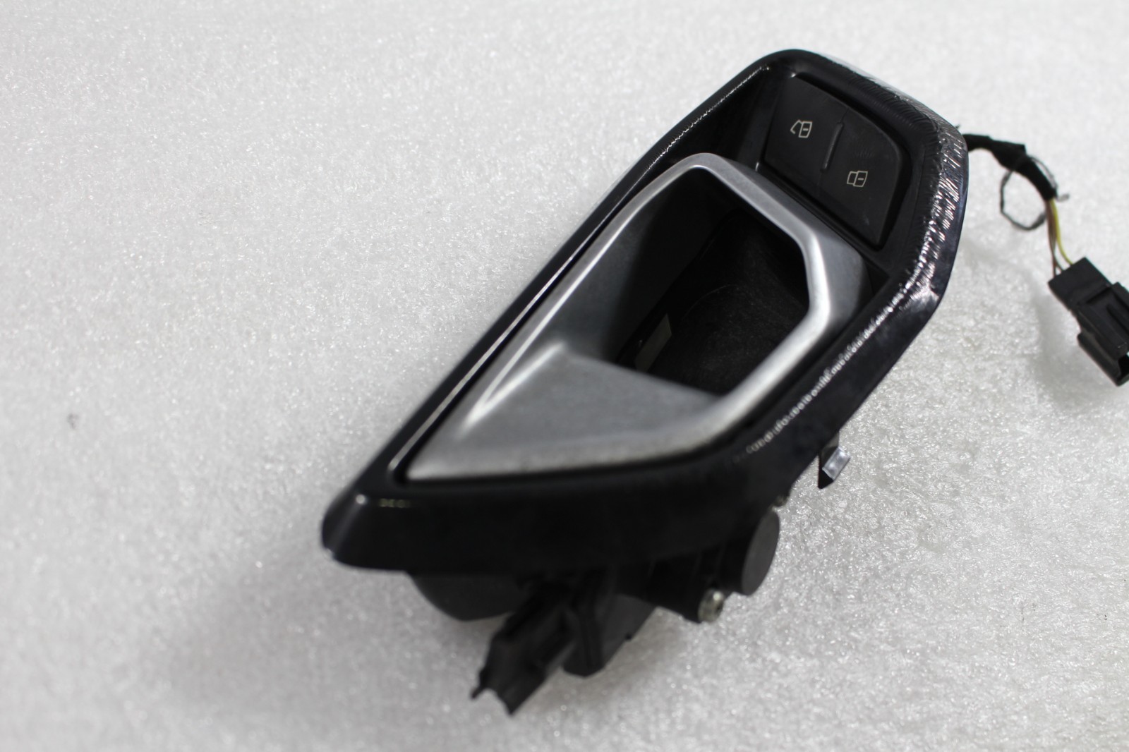 Lamborghini Urus Front Left Door framework P/N 4T0837293M