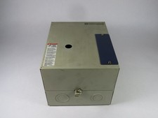 Telemecanique LE2D093A62 Enclosed Full Voltage Reversing Starter 600V  USED