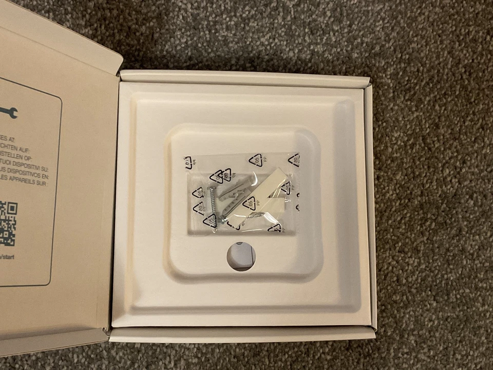 Tado Wireless Temperature Sensor / Thermostat V3+ White - NEW  - Image 3 of 3