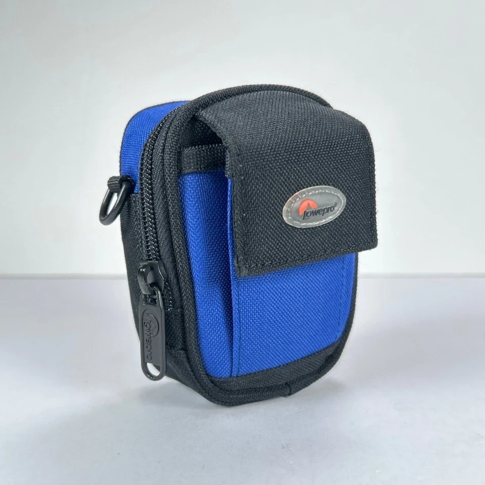 Lowepro Z5 Ultra Compact Padded Zippered Camera Pouch Black/Blue with Strap - Image 2 of 4