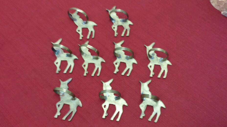 SET OF 9 SOLID BRASS REINDEER NAPKIN RINGS eBay
