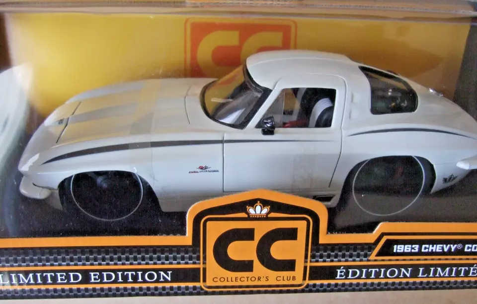 NUEVO 2011 JADA TOYS EDICIÓN LIMITADA 1:18 FUNDIDO A PRESIÓN BLANCO CHEVY CORVETTE STINGRAY Foto 3 de 4