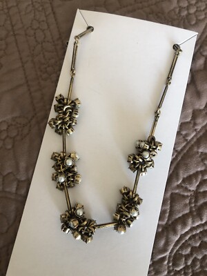 NWT LOFT Gold & Pearl Adjustable Necklace.