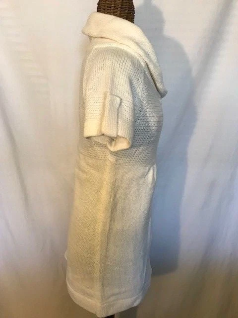 TAKE OUT - IVORY SHORT SLEEVE ZIPPER SWEATER - S - Image 2 of 4