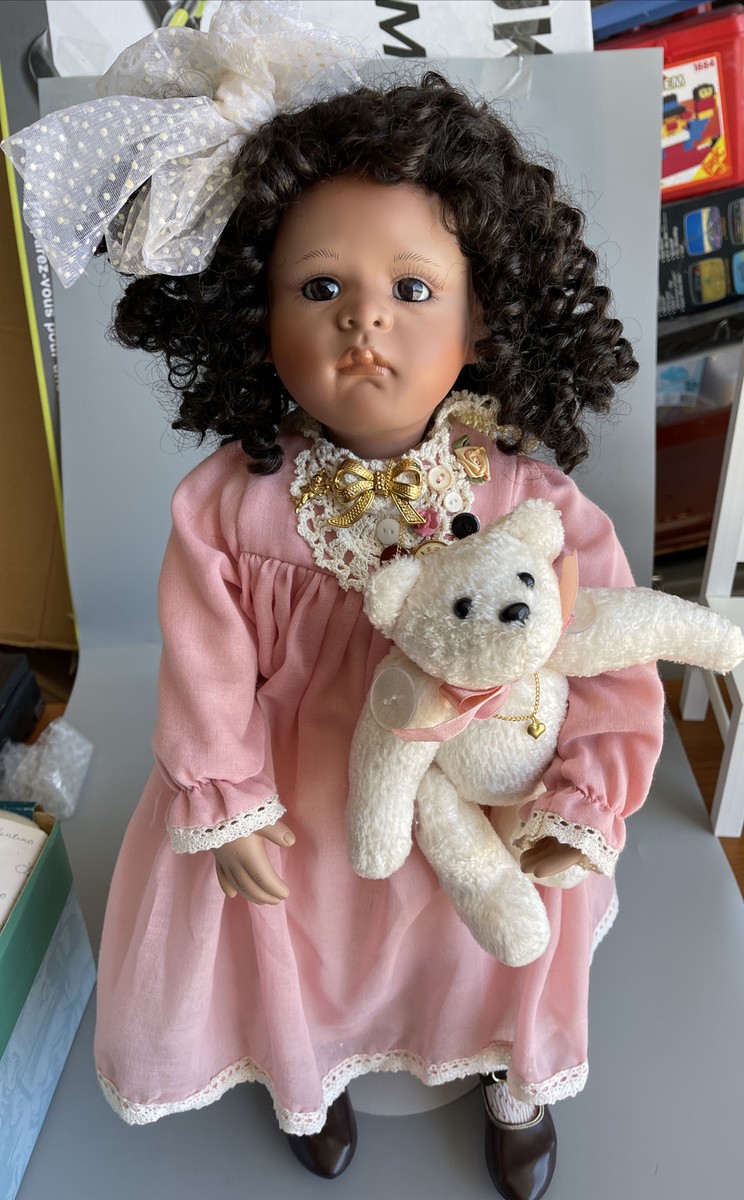 VALENTINO ミンクファークッション　ベビーレース Porcelain Doll 22” Linda Valentino Michel Primrose 589/1000