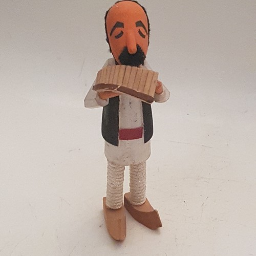 Scandinavian Wooden Figurines Hand Carved and Hand Painted Vintage (A3) - Picture 10 of 12