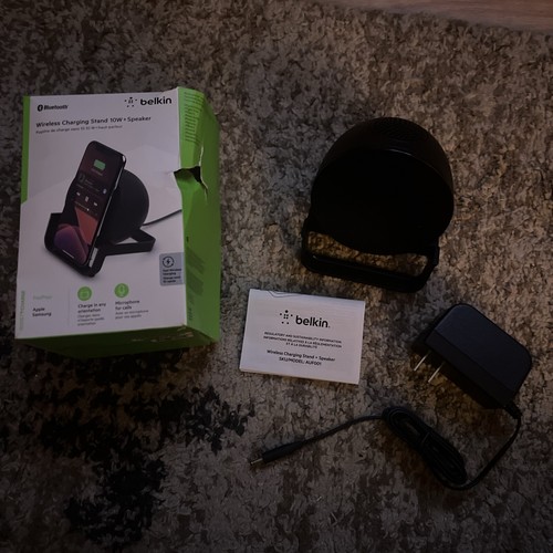 Belkin Boost Charge con altoparlante e microfono Bluetooth supporto di ricarica wireless 10 W Qi