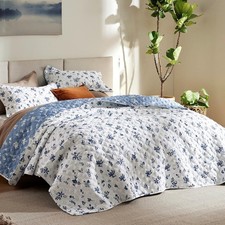 Floral Quilt Queen Size Reversible Blue White Quilt Bedding Daisy Design