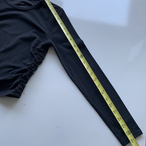 Camisa de manga larga Lululemon All It Takes acanalada Nulu negra talla 2 - Imagen 6 de 12