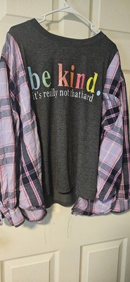 Women s Gray  Be Kind  Quote  Plaid Long Sleeve Pullover Tee 1x oversized 