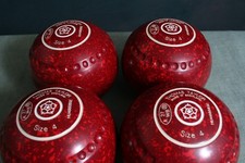 Taylor Ace size 4 red speckled bowls