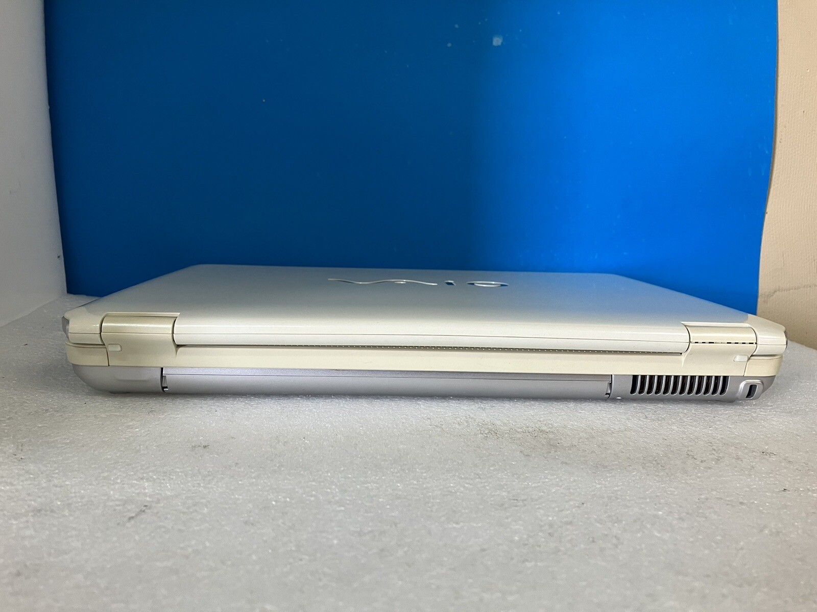 ~ SONY VAIO PCG -3G5L 14" Laptop Core2Duo T6500 2.1GHz 4GB RAM 300GB Win7 (Read) - Picture 11 of 15
