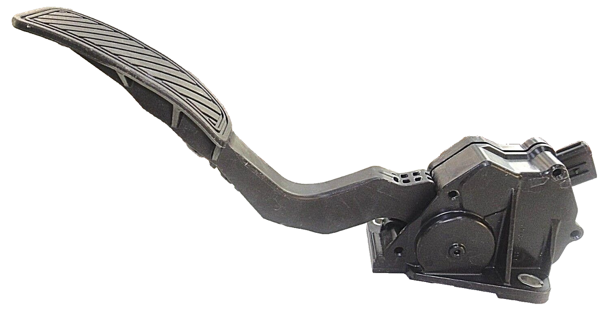 NEW GENUINE/ OEM K4238-7400 K42387400 D651 PEDAL for MAZDA 2