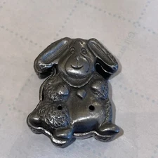 Vintage Torino Pewter Rabbit tiny trinket box Top Becomes a brooch