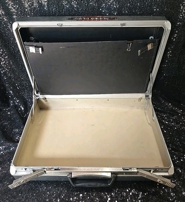 Vintage Samsonite Hardshell Briefcase File Carry Travel Case Black 18''x12''x5''