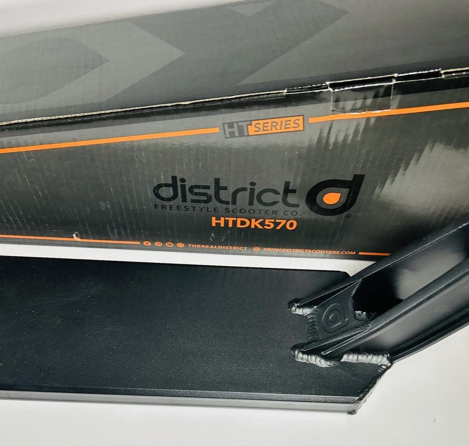 Nuevo DISTRICT HT Series SCOOTER DECK HTDK570 Asfalt Color Nuevo Caja Abierta Foto 3 de 4