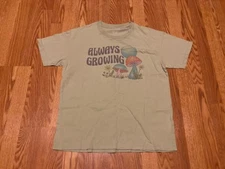 American Eagle T-shirt Mushroom Men’s Small Always Growing Tee Green Top