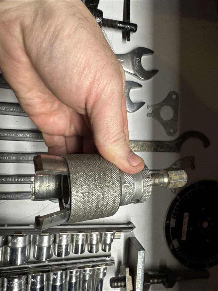 Juego de herramientas de reconstrucción de motor Triumph Pre-Unit Whitworth varias marcas Foto 3 de 4