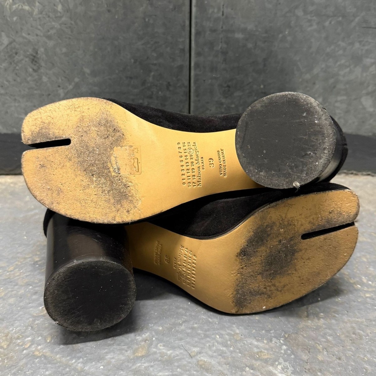 MAISON MARGIELA Black Suede Leather Tabi Boots size 39 | eBay