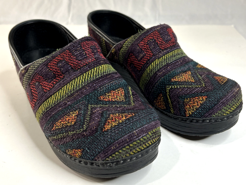 Dansko Damen Azteken Southwestern Clogs gewebter Gobelin Slipper Schuhe 36, US 6