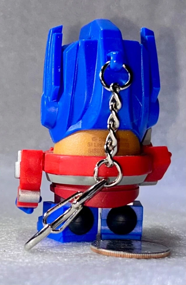 Transformers Optimus Prime Llavero PopTaters 3" Personaje Hasbro Llavero - Usado en Excelente Condición Foto 4 de 4