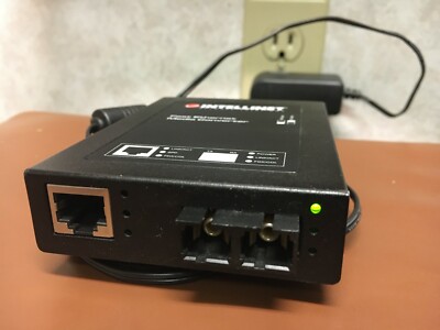 Intellinet 519120 Media Converter,10/100Base-TX to 100Base-FX (SC) 2Km