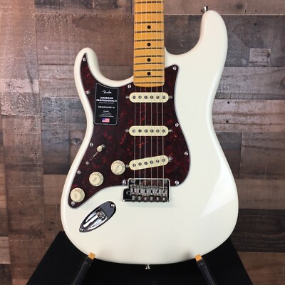 Fender Am Pro II Stratocaster LEFTY Olympic White, Hard Case, Free Ship, 606