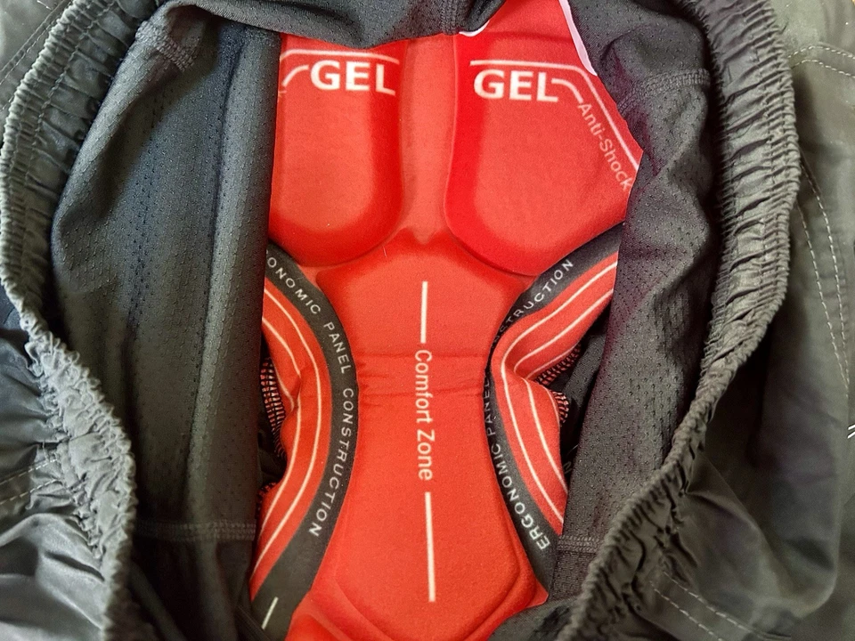 Pantalones Cortos de Ciclismo Bellwether Ultraligeros Gel Baggies - Negros, Para Mujer, Medianos Foto 2 de 4