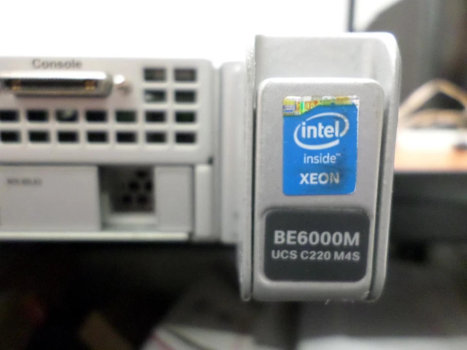 Cisco BE6000 UCS C220 M4S 2,40 GHz Xeon E5-2630 v3 16 GB DDR4 sin unidades/sin sistema operativo Foto 4 de 4