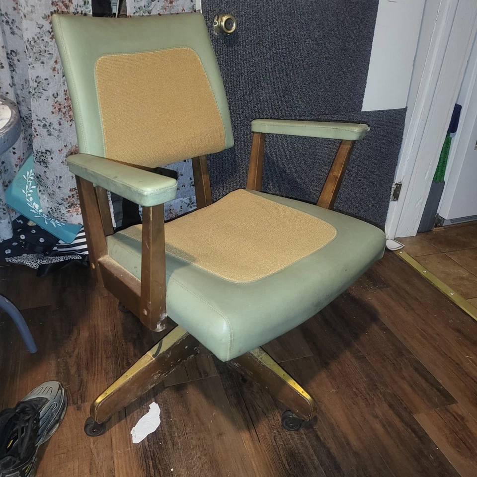 Vintage ALMA Desk / Office Swivel Chair Company Mid-Century Modern Chair - Image 3 of 4