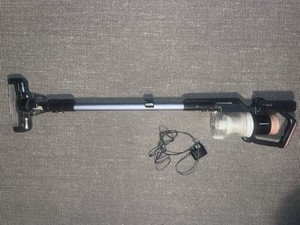 GRUNDIG VCP 3930 Stielsauger Akkubetrieb Staubsauger Handstaubsauger