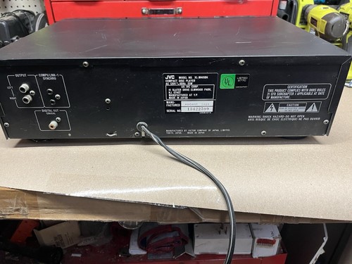 JVC Model XL-M401 Compact Disc Automatic Changer , powers up - Picture 5 of 5