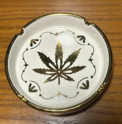 Urban Outfitters UO Home Gold Leaf Ceramic Ashtray - Mid-Century Style - 5.5 
