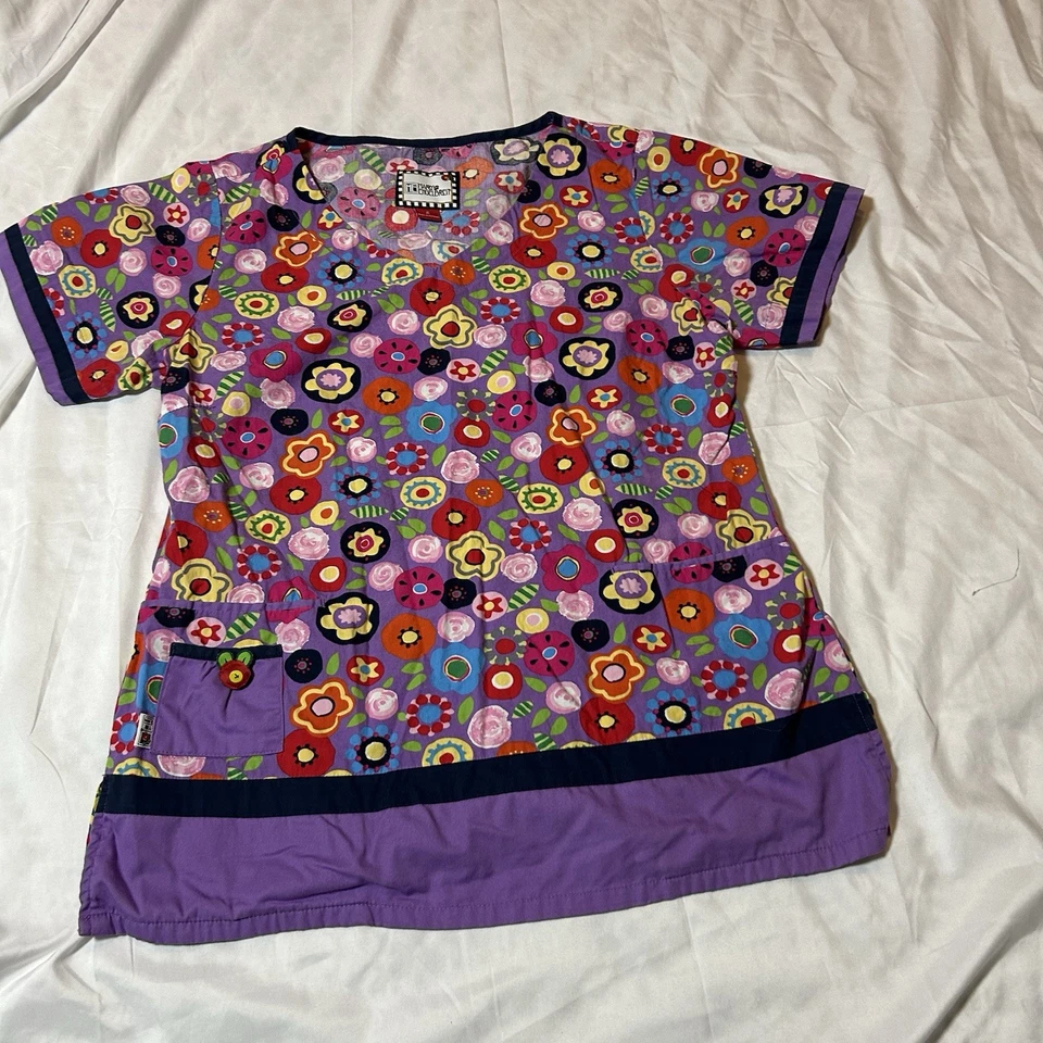 Mary Engelbreit Feel Good Pattern Scrubs size Small Style# M3077 - Image 2 of 4