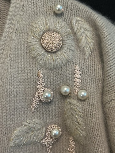 Magnolia Vintage Pearl Detail Beige/tan Lambswool Luxury Cardigan Size XL - Picture 10 of 17