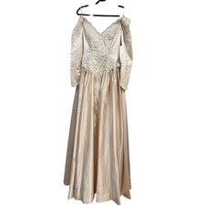 Wedding Gown Sweetheart Gowns Ivory Lace Beaded Off Shoulder Long Sleeve Satin