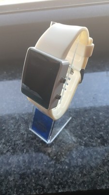 Kultige, seltene Vintage Adidas LCD- Watch Wirstwach evtl. defekt 