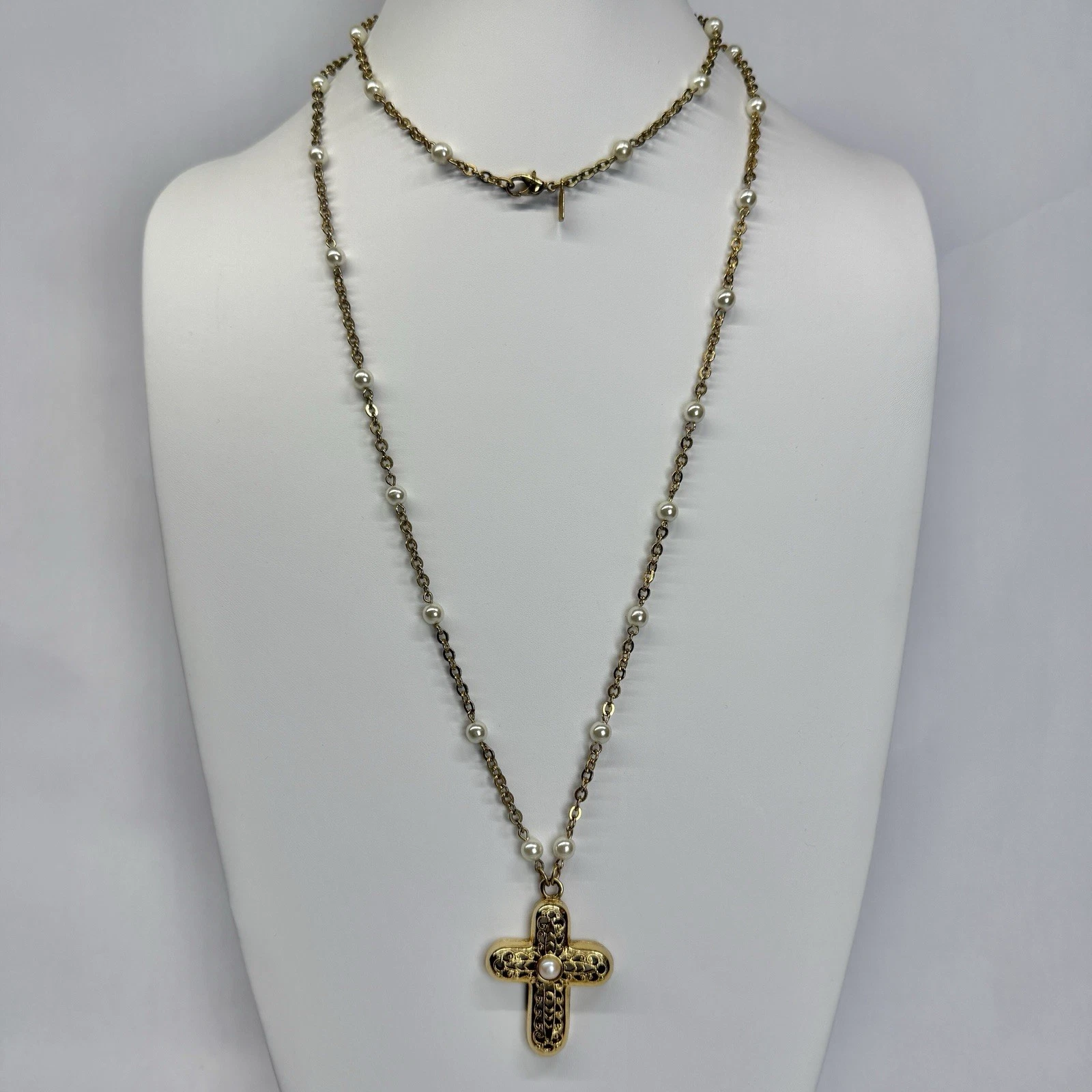1928 Cross Pendant Faux Pearl Filigree Gold Tone Vintage Necklace Jewelry N293