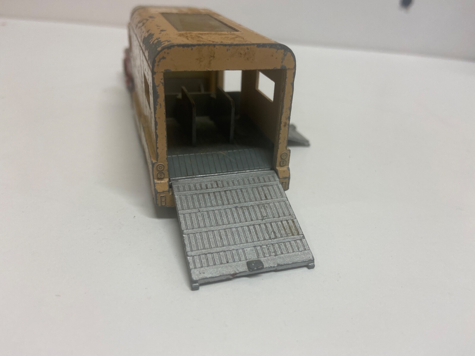 Picture 3 of 8