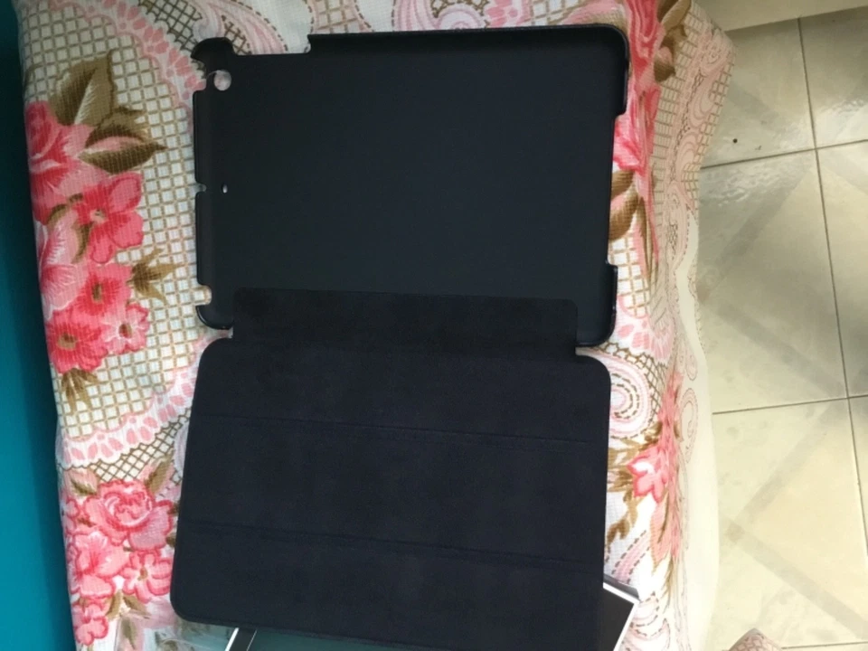 Michael Kors Mini Tablet Case - Image 2 of 4