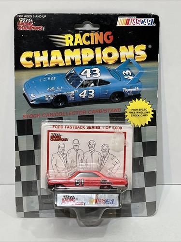 Racing Champions Ford Fastback Series 1 z 5000 limitowana edycja w skali 1:64